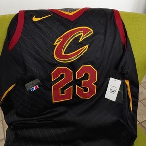 LeBron James Jersey Nike